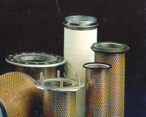 Tecnocomp produzione filtri aria per polveri, fumi secchi, nebbie olio, turbine a gas, comfort, elettroerosione, veicoli industriali, engineering