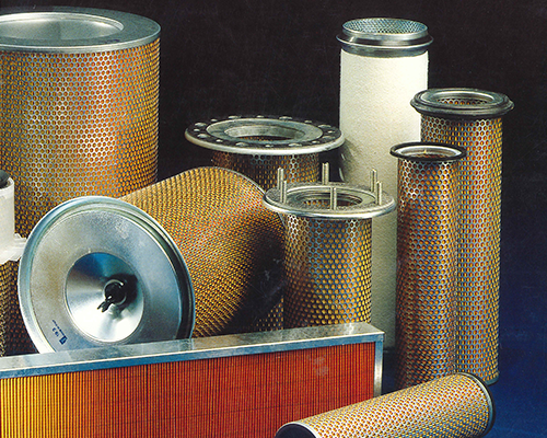 Tecnocomp produzione filtri aria per veicoli industriali e a motore